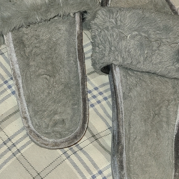 Pink brand slides - Picture 3 of 3